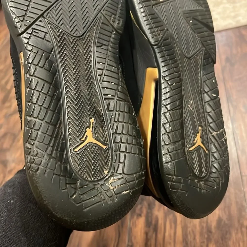 Jordan mars 270‎ size 10.5 black & gold men’s size 10 upper in great shape